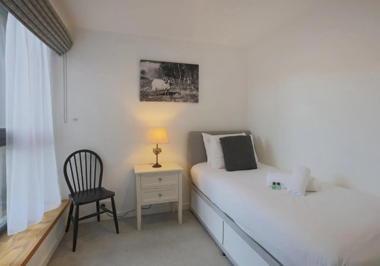 אדינבורו The East London Residence 0*,  בריטניה